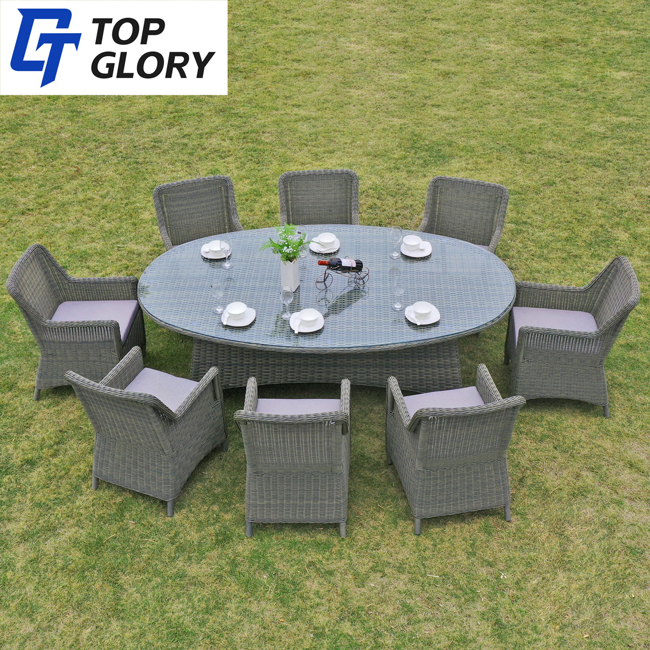 TG Luxury outdoor Rattan dining chair table set Patio Furniture Modern handcrafted WICKER Outdoor Tables And Chairs