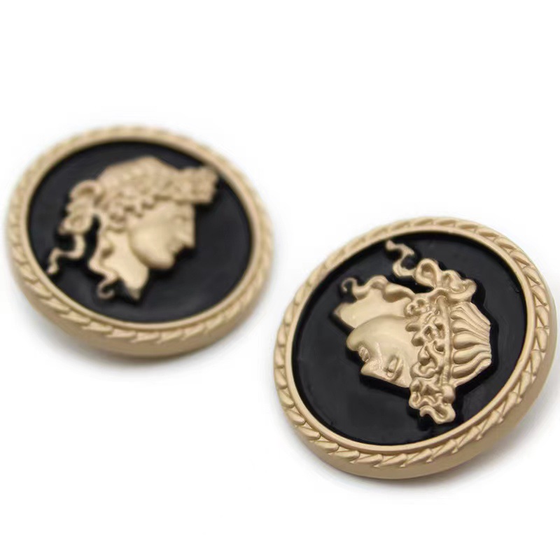 B-0010 Custom Recycled Jeans Metal Shank Snap Button Any Shape Two Holes Plastic Shirt Buttons for Clothes