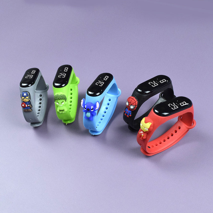 Children Super Hero Bracelet LED Figures Children Digital Watch Students Waterproof Watch Led Digital Silicon cartoon led watch