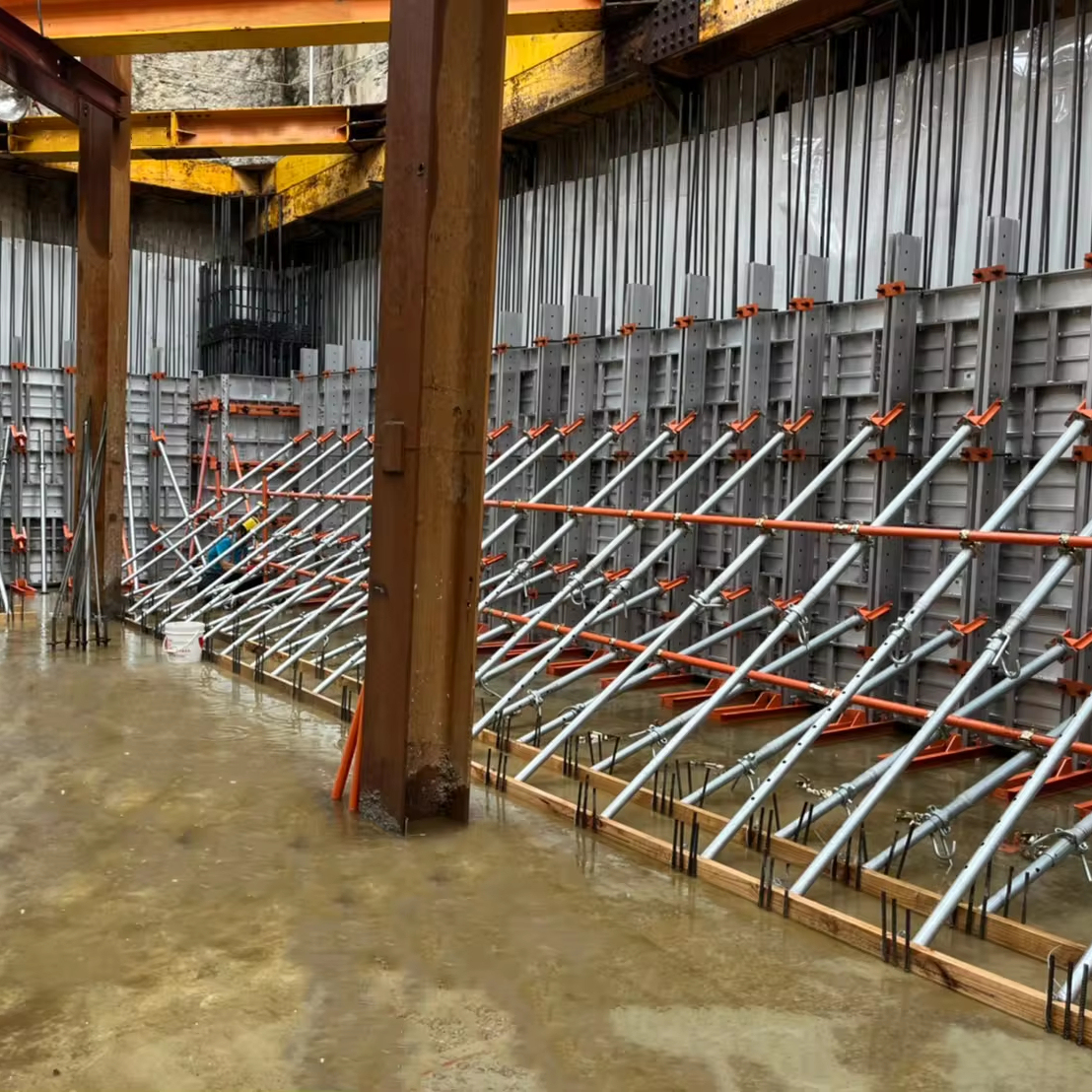 Assembled monolithic concrete structure pvc wall panel production line with longitudinal stiffener