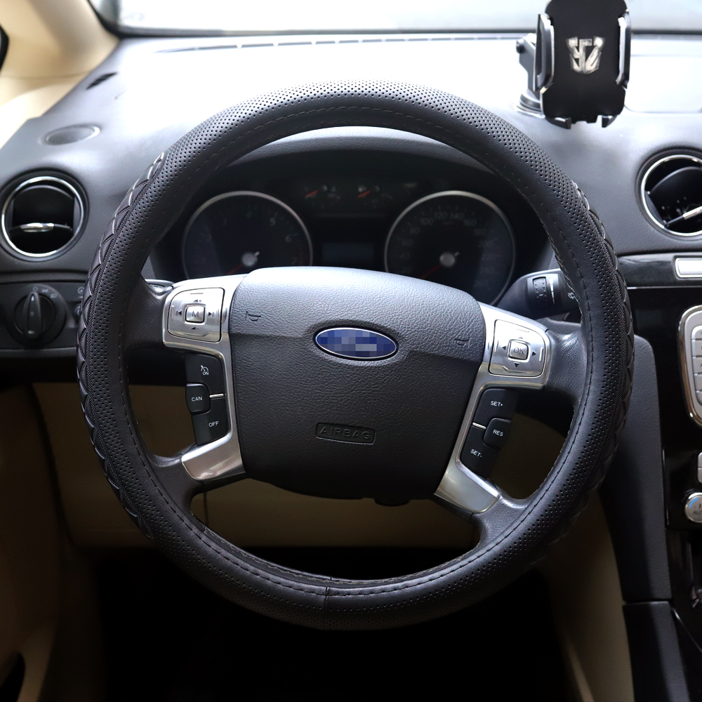 Leather steering wheel cover Four seasons universal sweat-absorbent breathable Car steering wheel cover leather