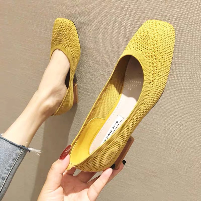 LNZ-F010 Plain1Black/Gold; Блестящая вязаная обувь из искусственной кожи; Женская обувь с низким вырезом