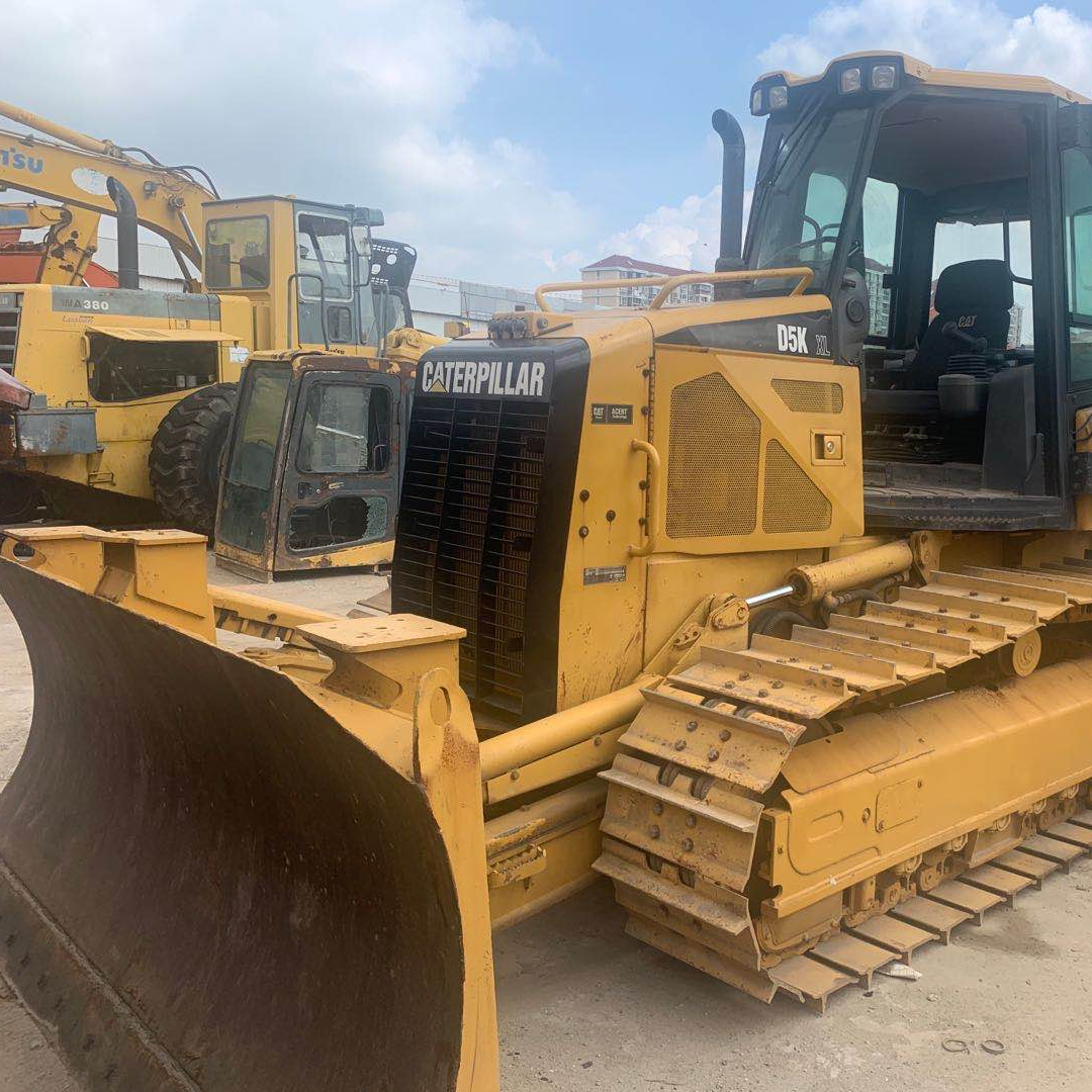 Б/у бульдозер CAT D5K, б/у, низкая цена