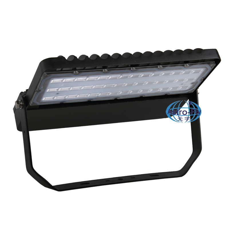Ультратонкий Светодиодный тоннельный осветитель 100W 150W 200W 300W IK08 водонепроницаемый IP65 80Ra 150lm/W TUV по ограничению на использование опасных материалов в производстве 5 лет гарантии AC90-300V