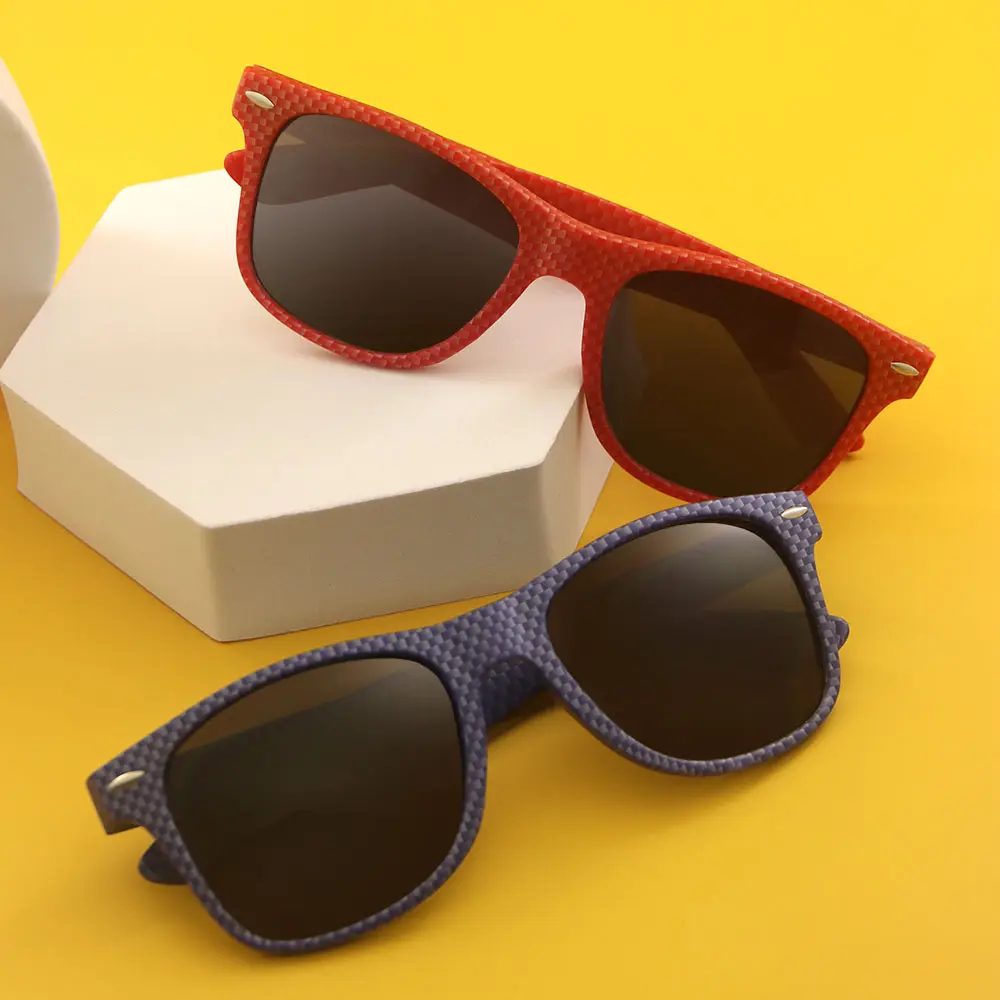 Customized Promotion Carbon Fiber Custom Logo Lenses Sun Glasses Retro Sun Glasses Fashion Sunglasses 2022