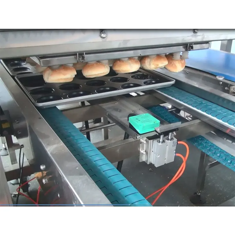 Industrial cake hamburger buns Bread Making Machines production line for sale
