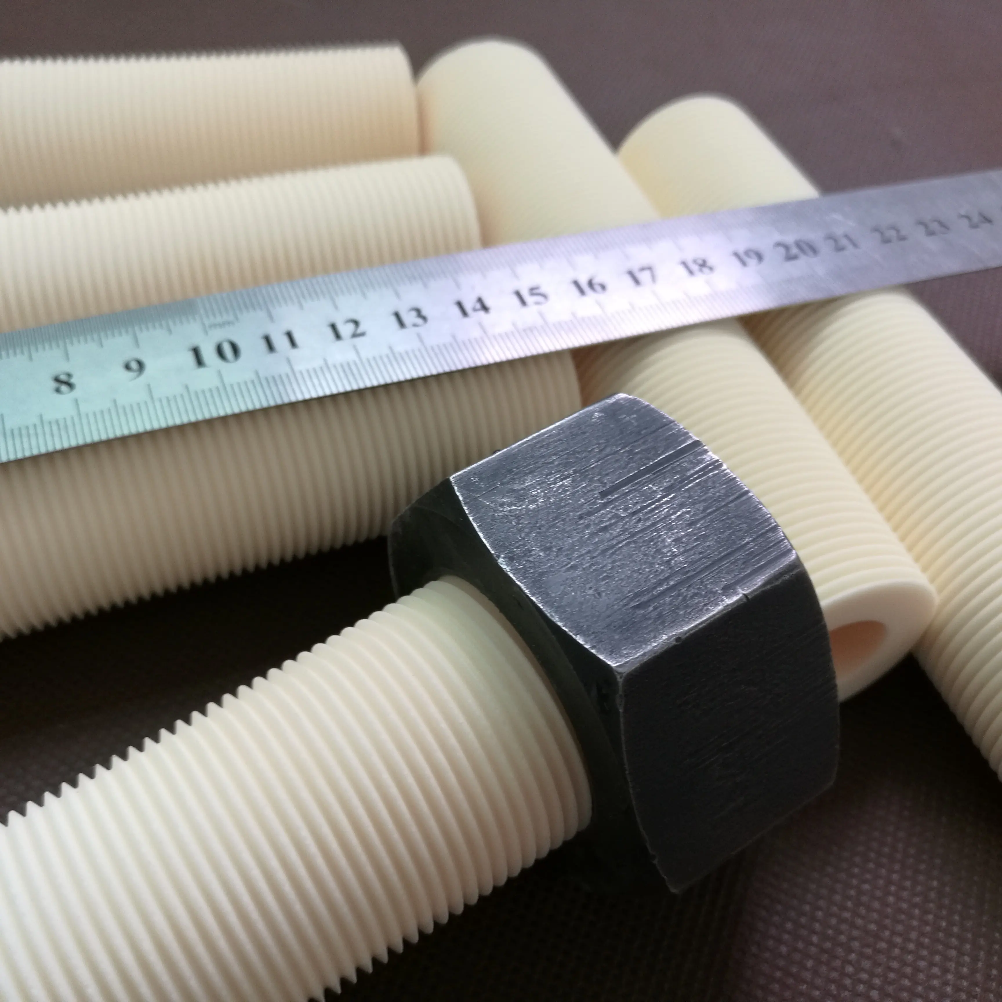 High Temperature 99.9 Alumina Ceramic Thread Ceramic Tube for Furnace Coil