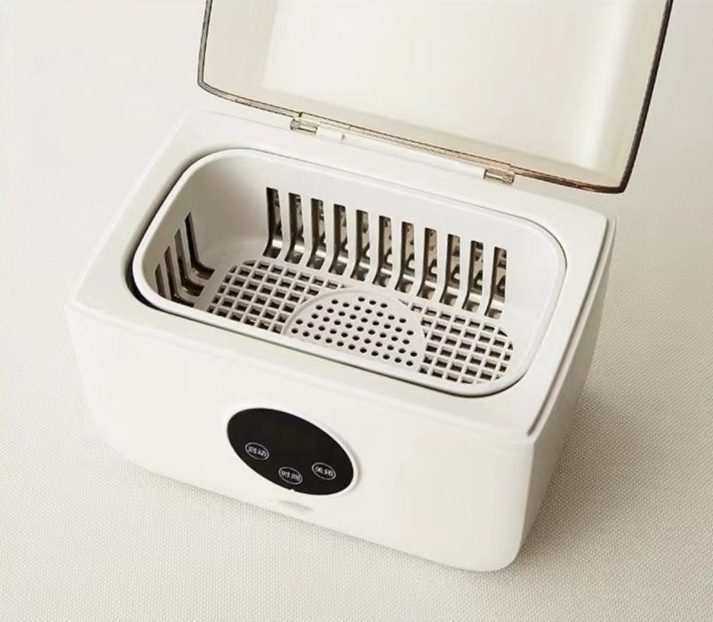 Fully Automatic Multifunctional Ultrasonic Cleaner for Household Use for Cleaning Glasses Jewelry Braces Dentures
