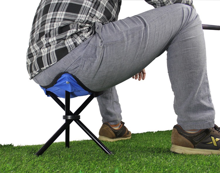 Factory Wholesale Selling Small Portable 300g Folding Triangle Stool Carp Portable Fishing Chair