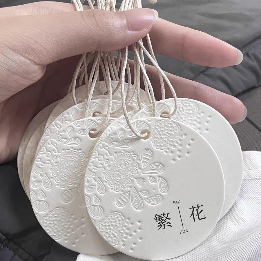 Custom Recycled Labels Clothes Hang Tag Paper Emboss Swing Tags For Clothing