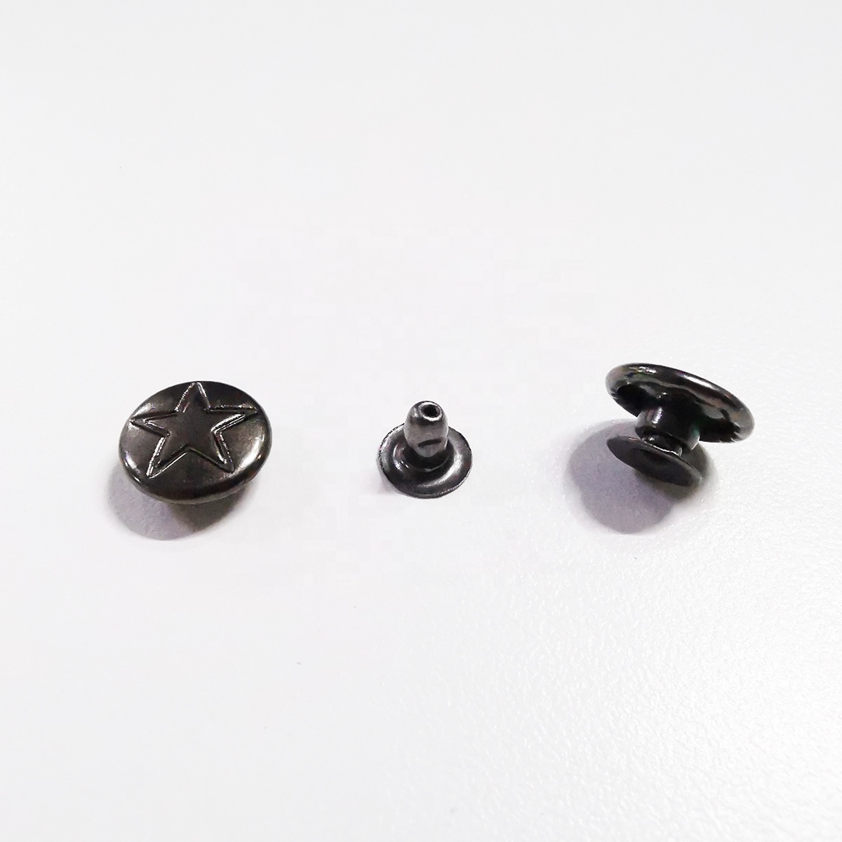 2-5 Custom Logo Factory Direct Garment Accessories Custom Logo Decorative Metal Star Shape Rivet For Garment Rivet