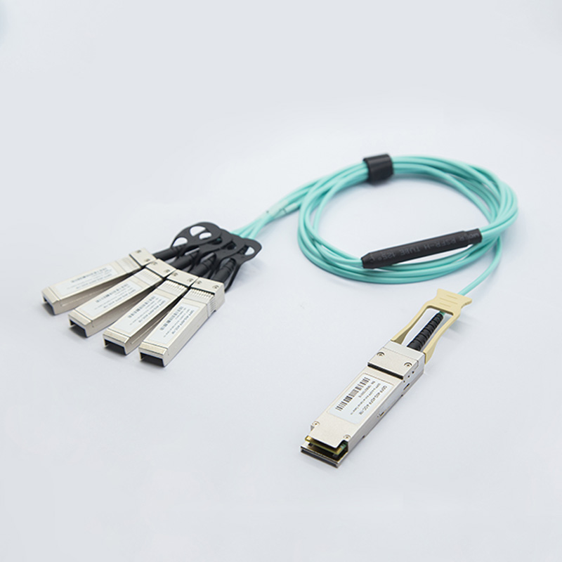 Высококачественное оборудование для оптической связи QSFP + 40G AOC 1 разрыв 4