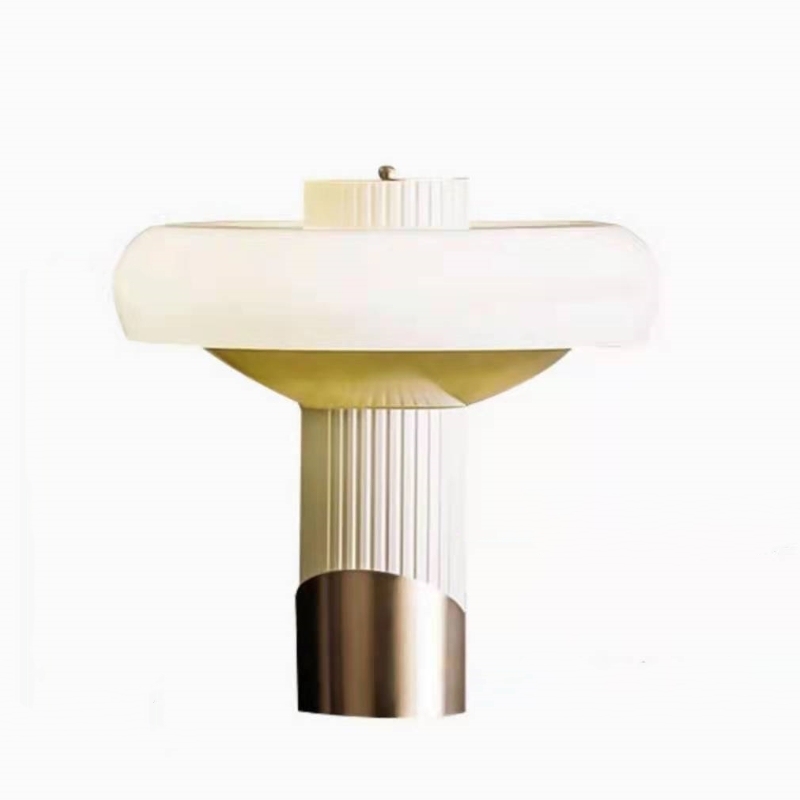 Light Luxury Bedroom Lamp Creative Glass Decoration Bedside Lamp in Living Room Bedroom