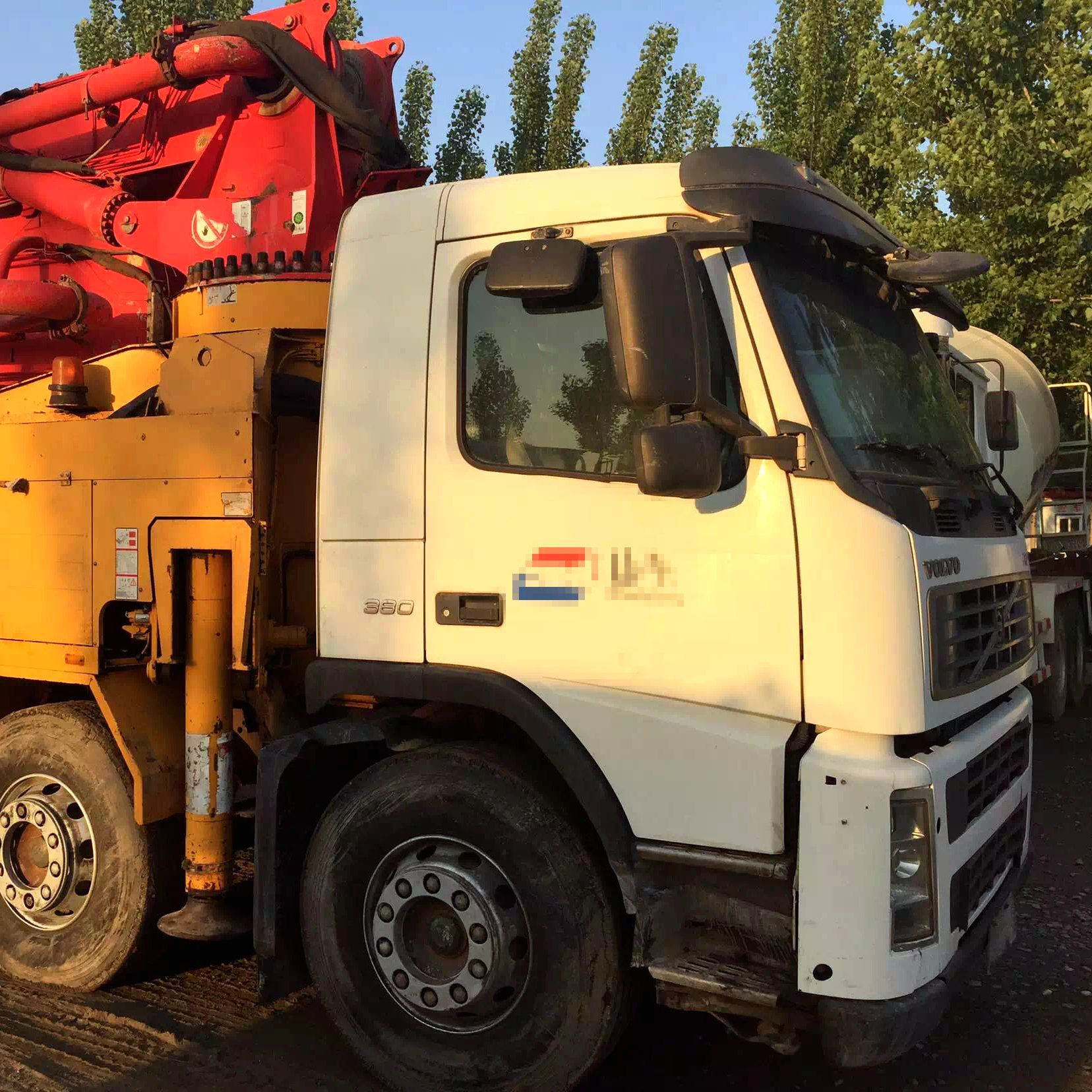 Хорошее состояние, б/у, putzmeister volvo 42 м, бетононасос, грузовик с хорошей ситуацией для продажи