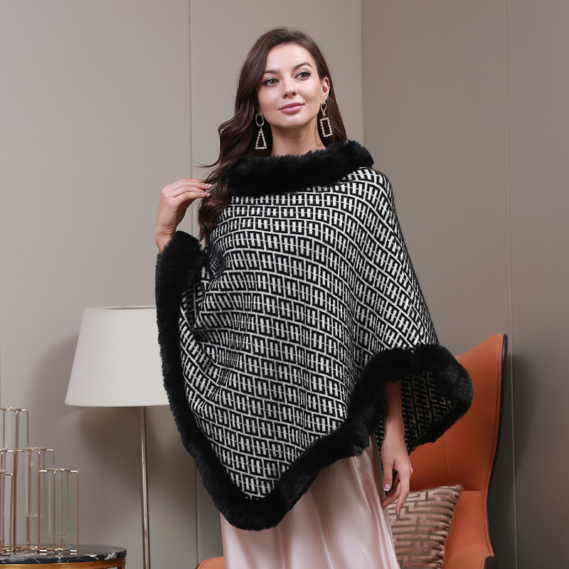 Ladies Winter Warm Shawl Black And White Pattern Printing Furry Evening Party Dress With Luxurious Temperament Woman Coat
