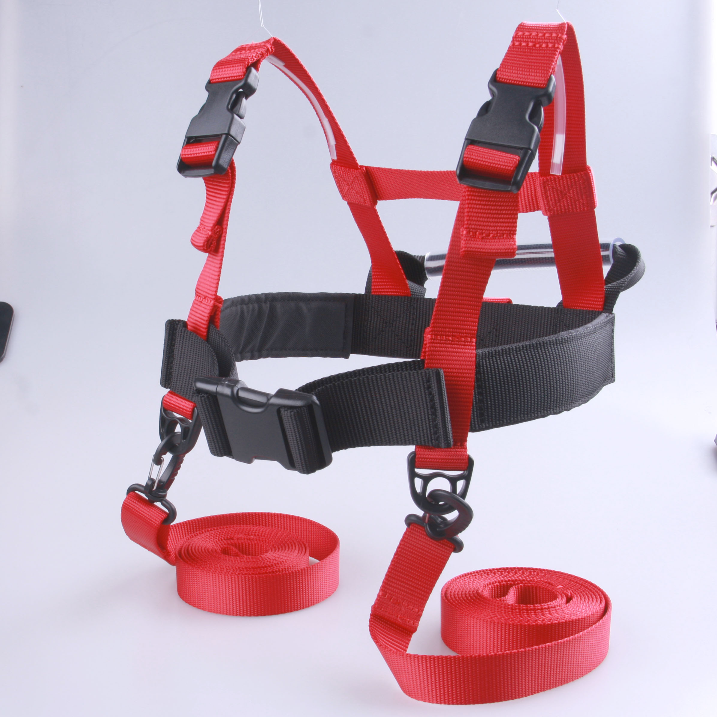 Adjustable ski and pole harness for outdoor skiing, shoulder strap, snowboard harness