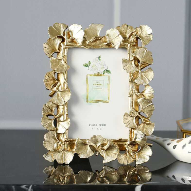 4x6 5x7 waterproof collage picture frames set old mirror fashioned photo booth frames holder on desk