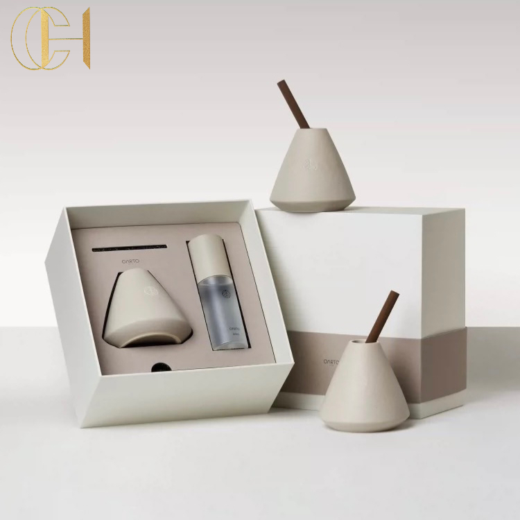 C&H 1L Luxury Glass Reed Diffuser Set With Rattan Sticks Custom Natural Flower Fragrance Oil Wholesale