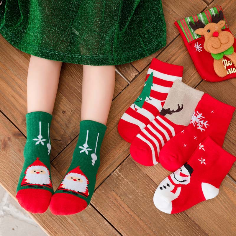 Custom colorful dress red cartoon character organic cotton knit crew christmas socks kids