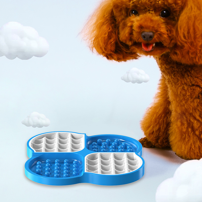 Lick Mat with Super Suction for Pet Bathing Grooming Absorbable Pet Slow Feeders Dog Food Mat Waterproof Silicone Dog Lick Pad
