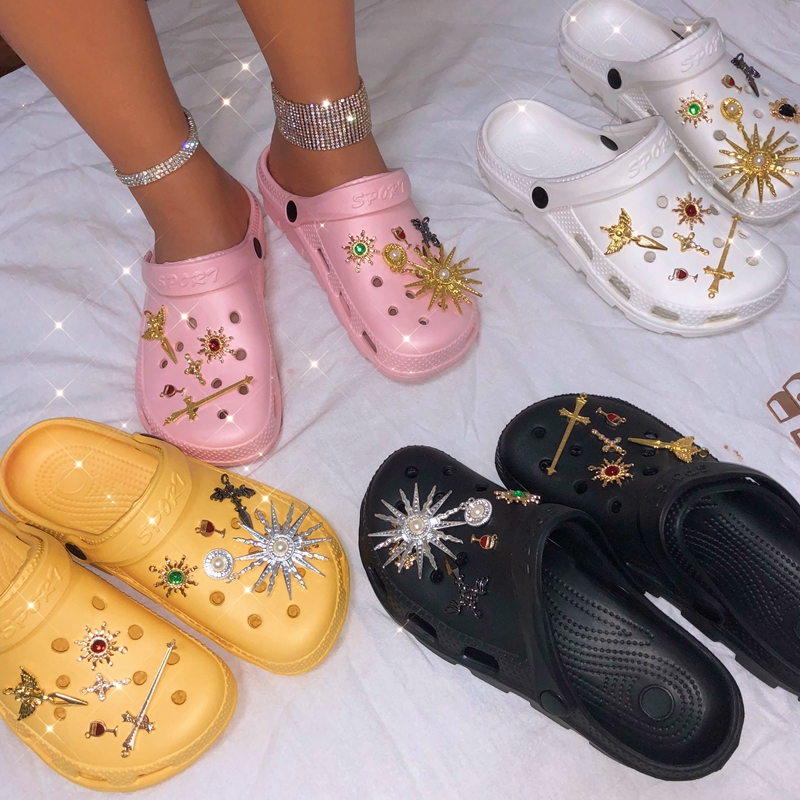 Soft Hot Sale Colorful Shining Diamond Metal Croc Charms Shoes For Women OEM Customized Anti Slip