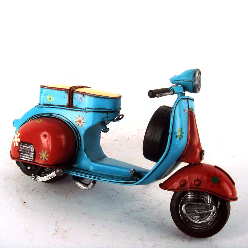 1959 красно-синий VESPA GS 150 W/цветы в масштабе 1:6