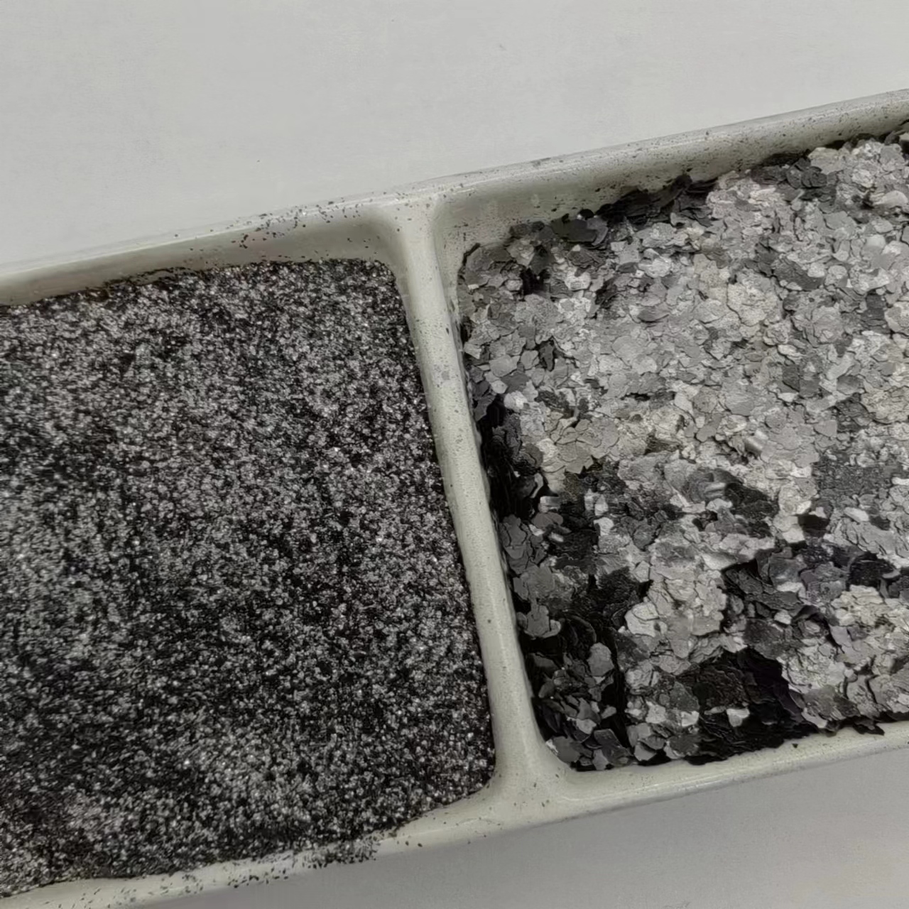 Fire retardant graphite spherical graphite powder lubricant flake for lithium battery