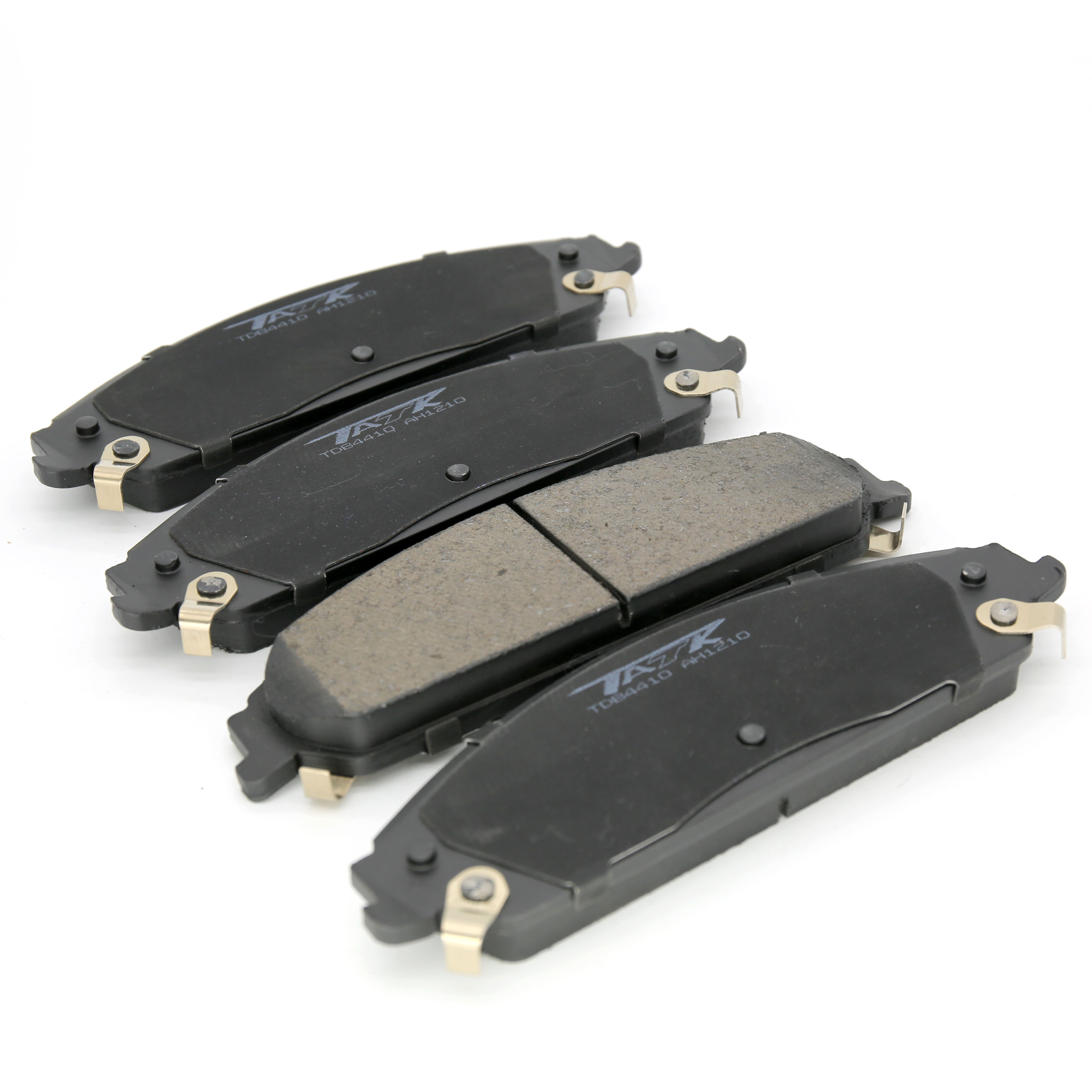 China Auto Brake System Factory Premium Ceramic Brake Pad Low Dust Brakepad For Chrysler CHALLENGER Ypsilon THEMA 5142559AA