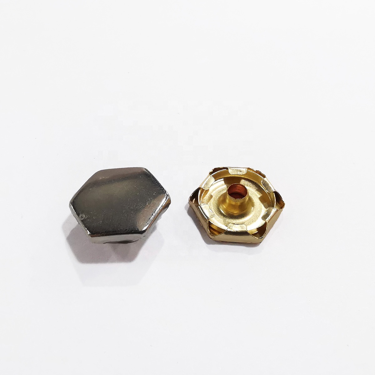 2-6 Hight Level Hexagon Rivets Multiple Color Size Metal Light Gold Customized Hexagon Rivets For Clothes Bucket Shape Garment R
