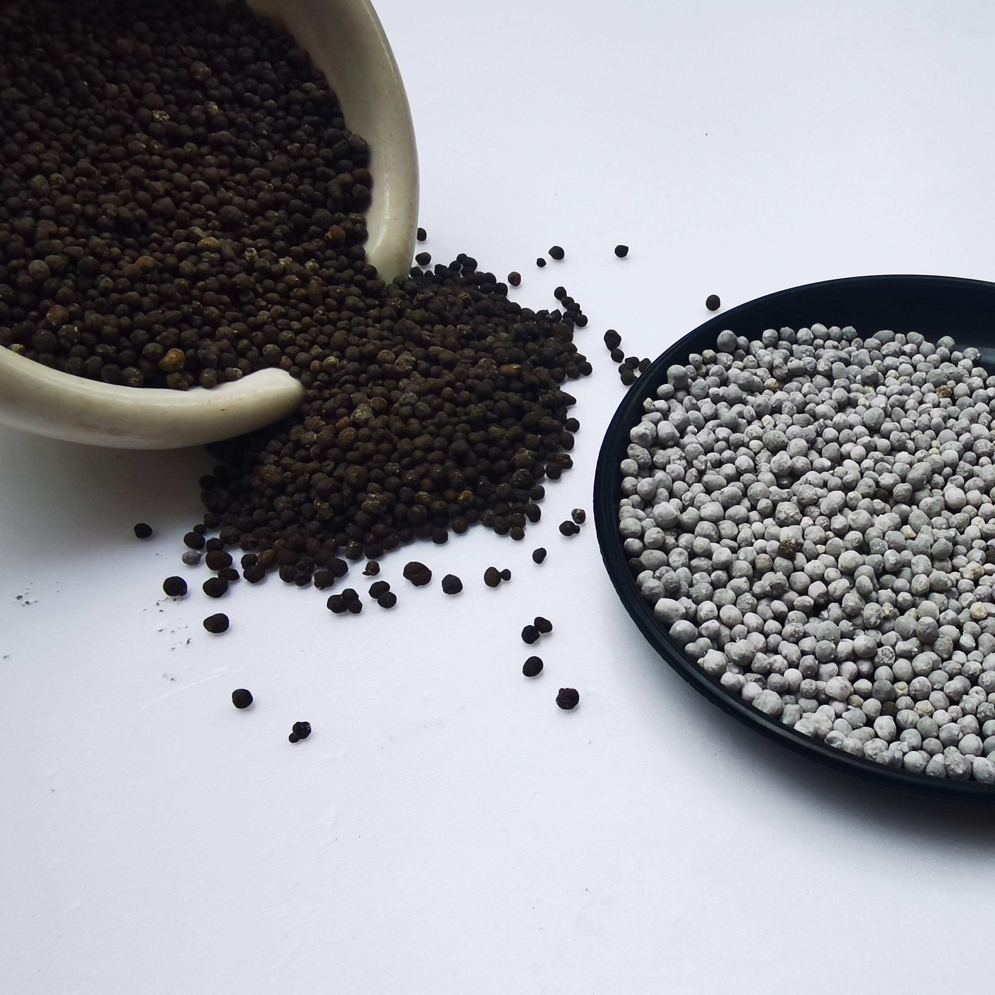 Bulk Agriculture Use Factory Price NPk-base Fertil Humic Acid Granular Organic Fertilizer Fruit Fertilizer Green