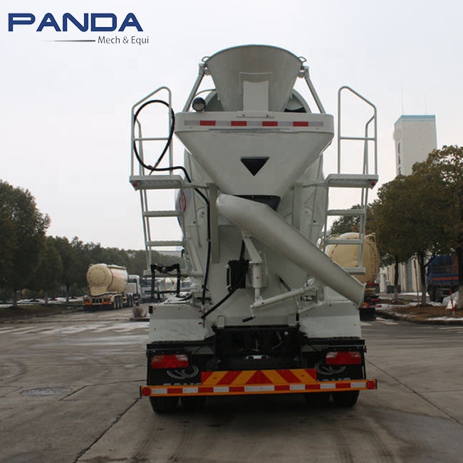 Sinotruk HOWO 8X4 8 куб. М., вибрирующий транспортный грузовик, Миксер для продажи
