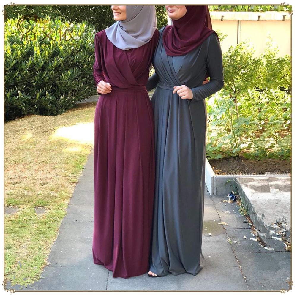 Factory Direct Sales Middle Eastern Muslim Fashion Simple and Elegant Long Dress