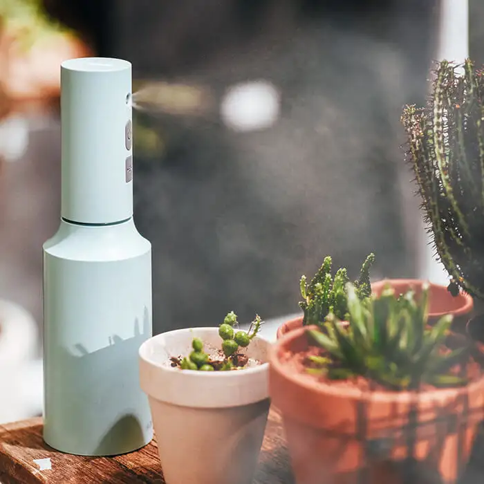 Free Sample 750ML Electric Wireless USB Rechargeable Garden Indoor Hand held Plant Mist Water Sprayer