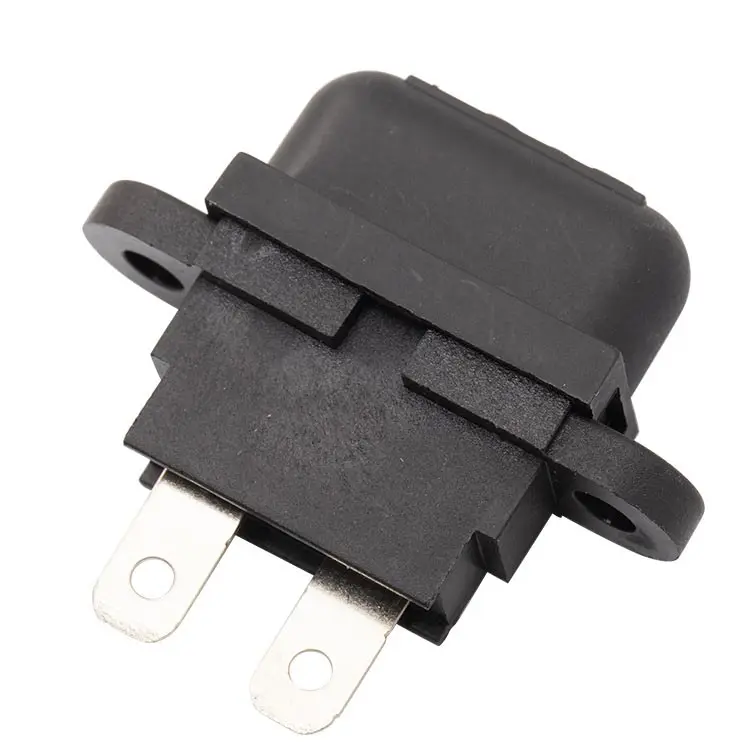 Medium size blade fuse holder for automobile (with cap)