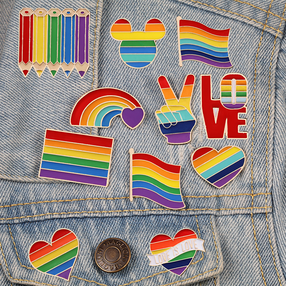 Hot Sale LGBT Design Rainbow Creative Heart Sheep Pin Brooch Metal Pin Badge Denim Enamel Lapel