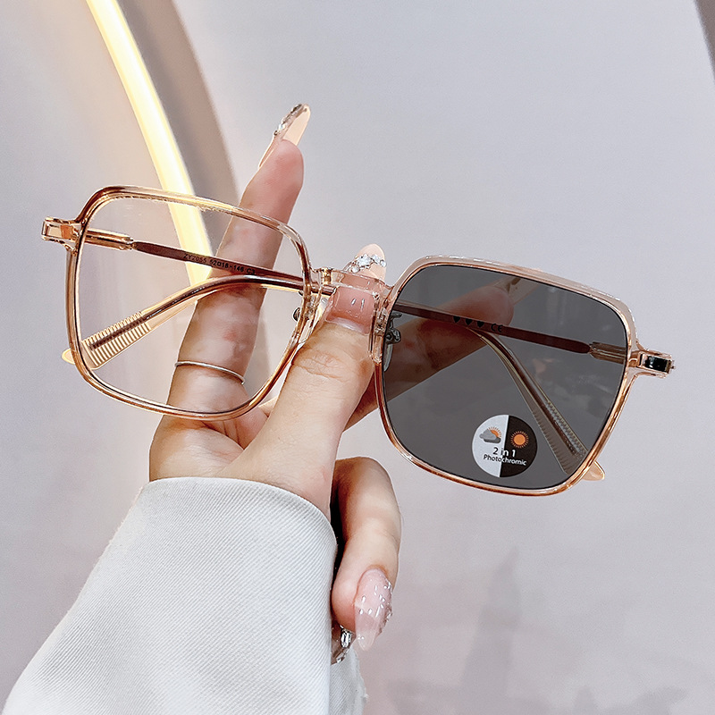 Clear Frame Women's Glasses Photochromic Anti Blue Light Eyeglasses Frame