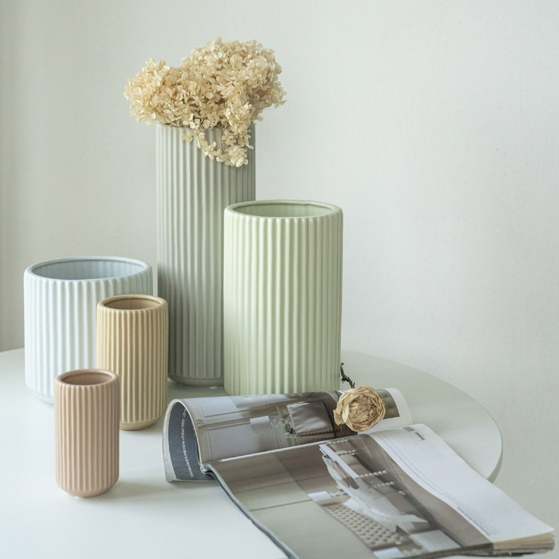 Wholesale Factory Direct Ceramic Vase Modern Simple Straight Cylindrical Large caliber Flower Insert Living Room Home Deco Vase