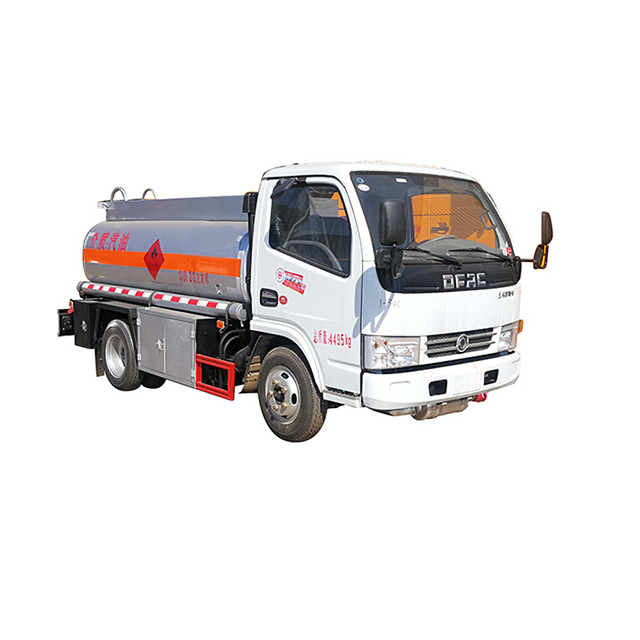 Small 3000 liters hose reel fuel truck