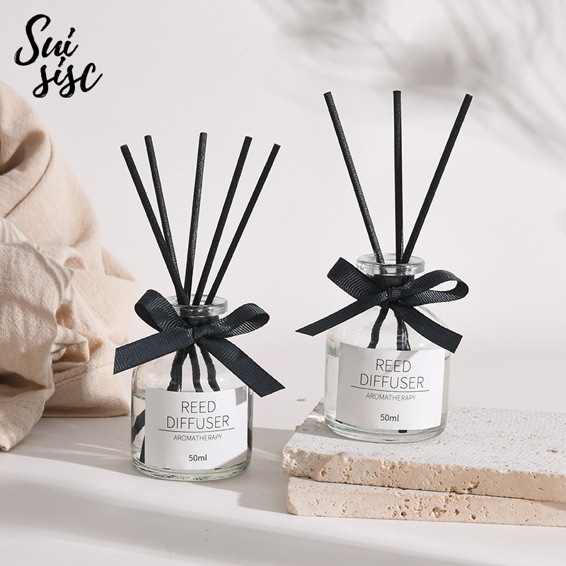 Luxurious Designer Fragrances Reed Diffuser Ensemble Set with Scents Oil for Home Use