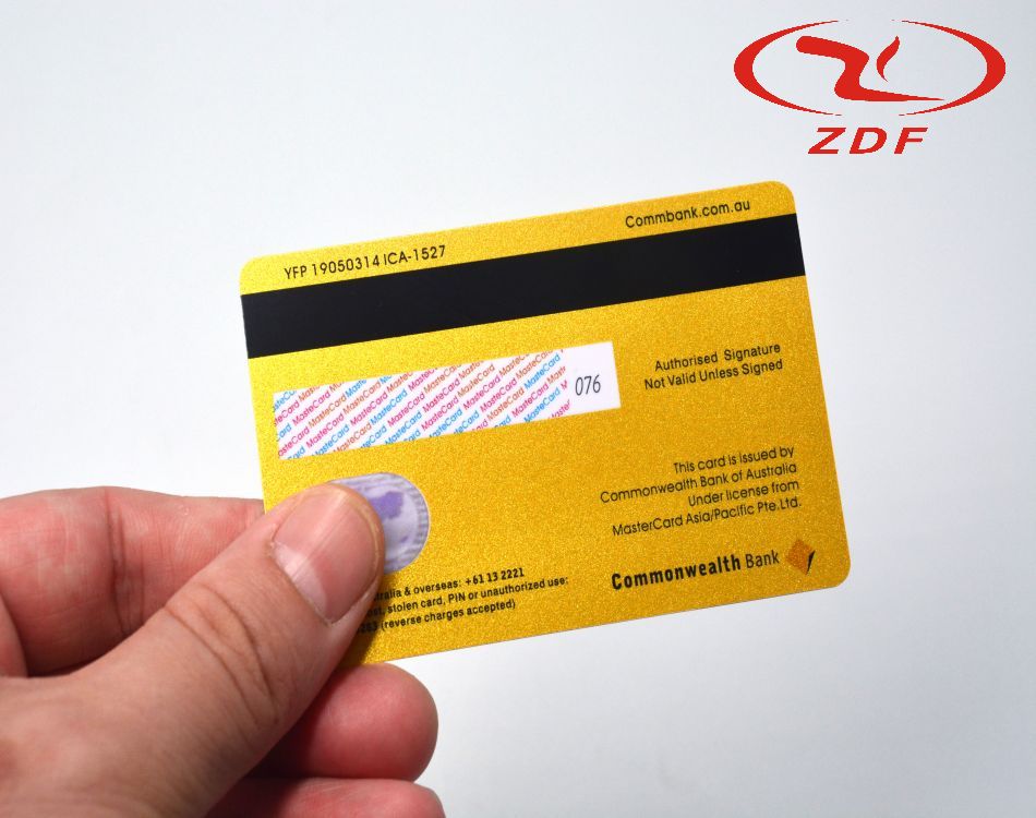 Hot Selling HICO 2750OE PVC Material High Quality Printed Plastic Gift Cards Custom Magnetic Stripe Shopping Cards Businesses