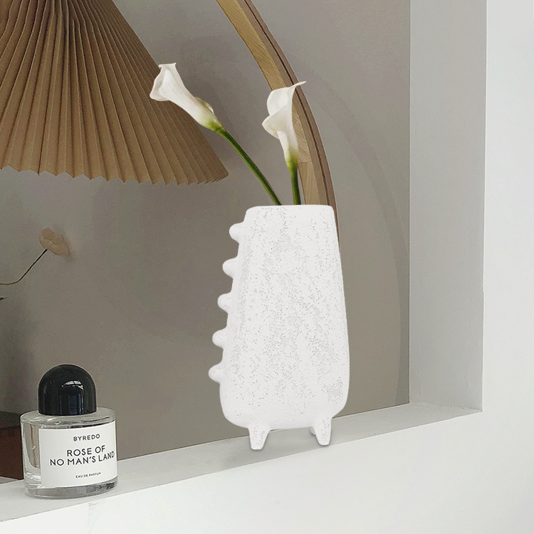 retro style restoring ancient ways decorates vase creative opposite sex resin vase to decorate new design high quality vase