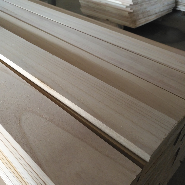 Natrual Wood Color Paulownia Wood Timber Wood Price for craft box laser cutting