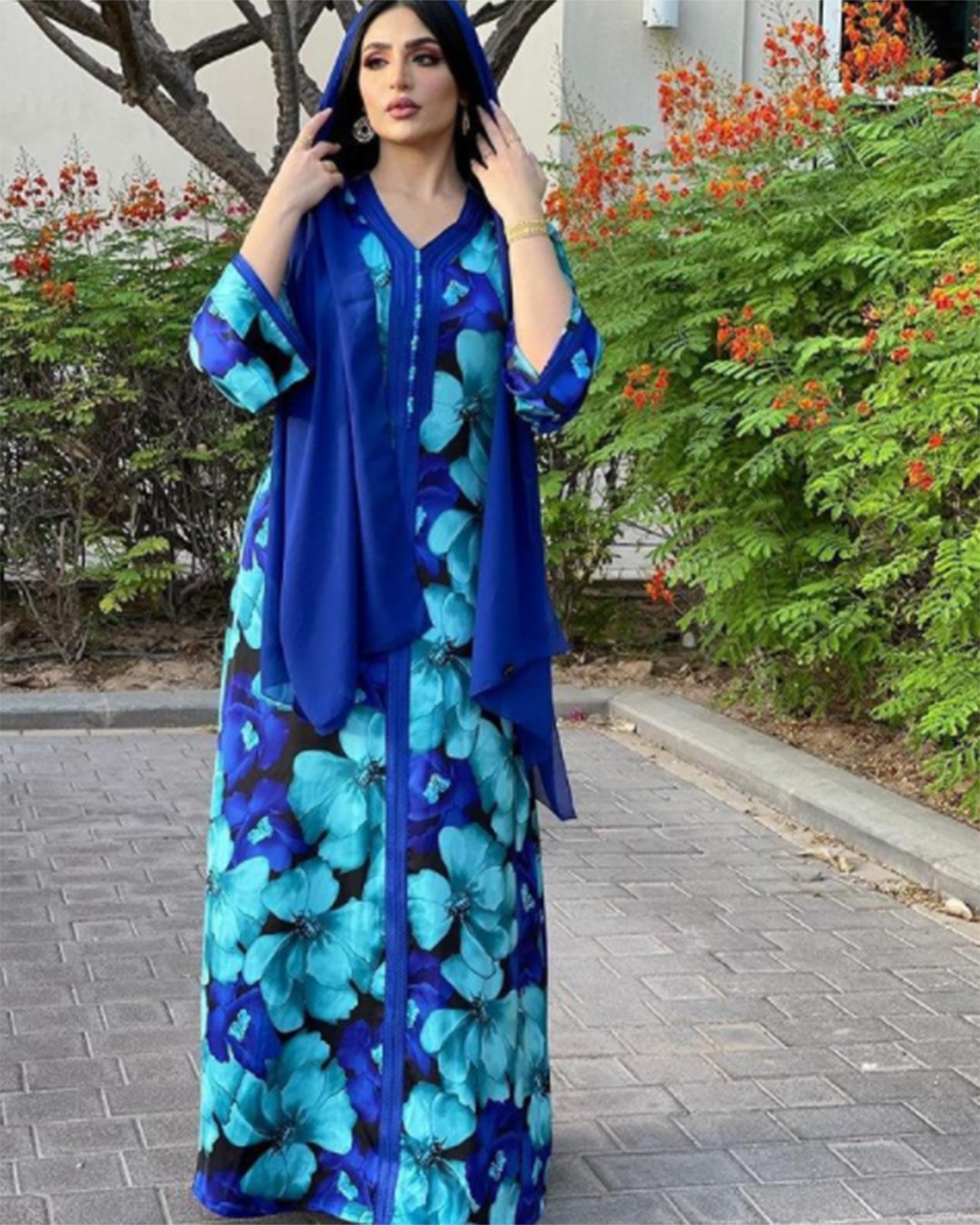 Wholesale Modest Women Abaya Muslim women's long dress Abaya blue print full skirt Abaya Southeast Asia robe