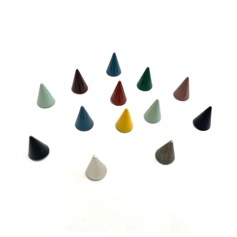 Popular rivet hole alligator shoes pointed bullet metal shoe accessories