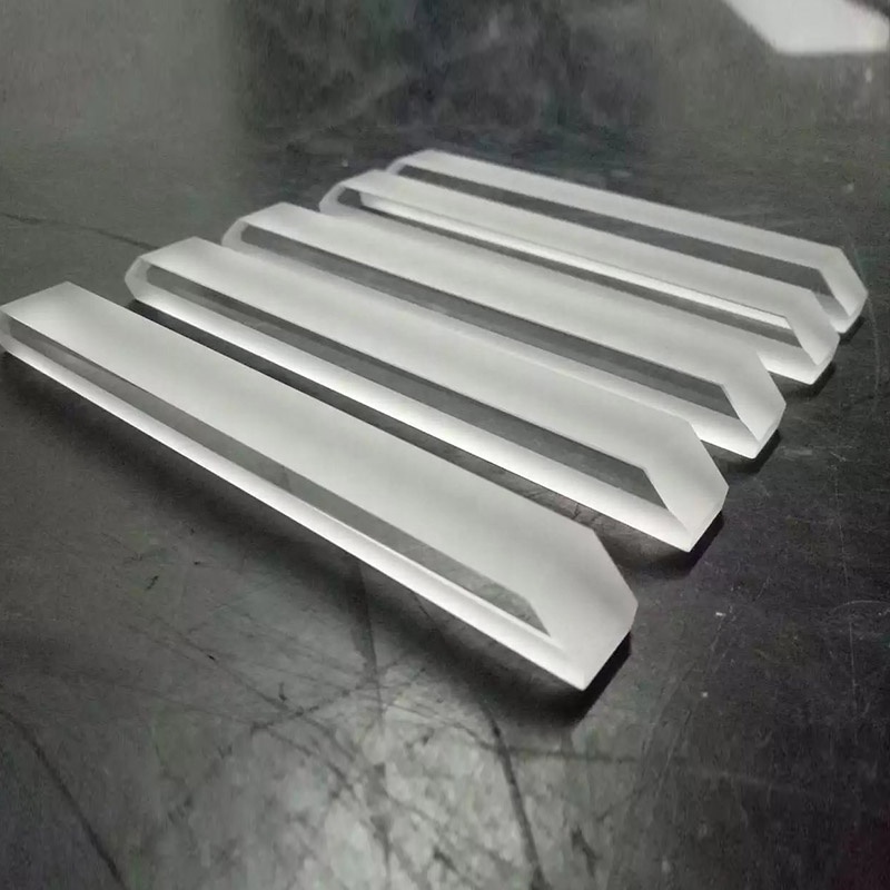 Высококачественные изготовленные на заказ запчасти из кварцевого стекла CNC, кварцевый стержень для лазерного оборудования