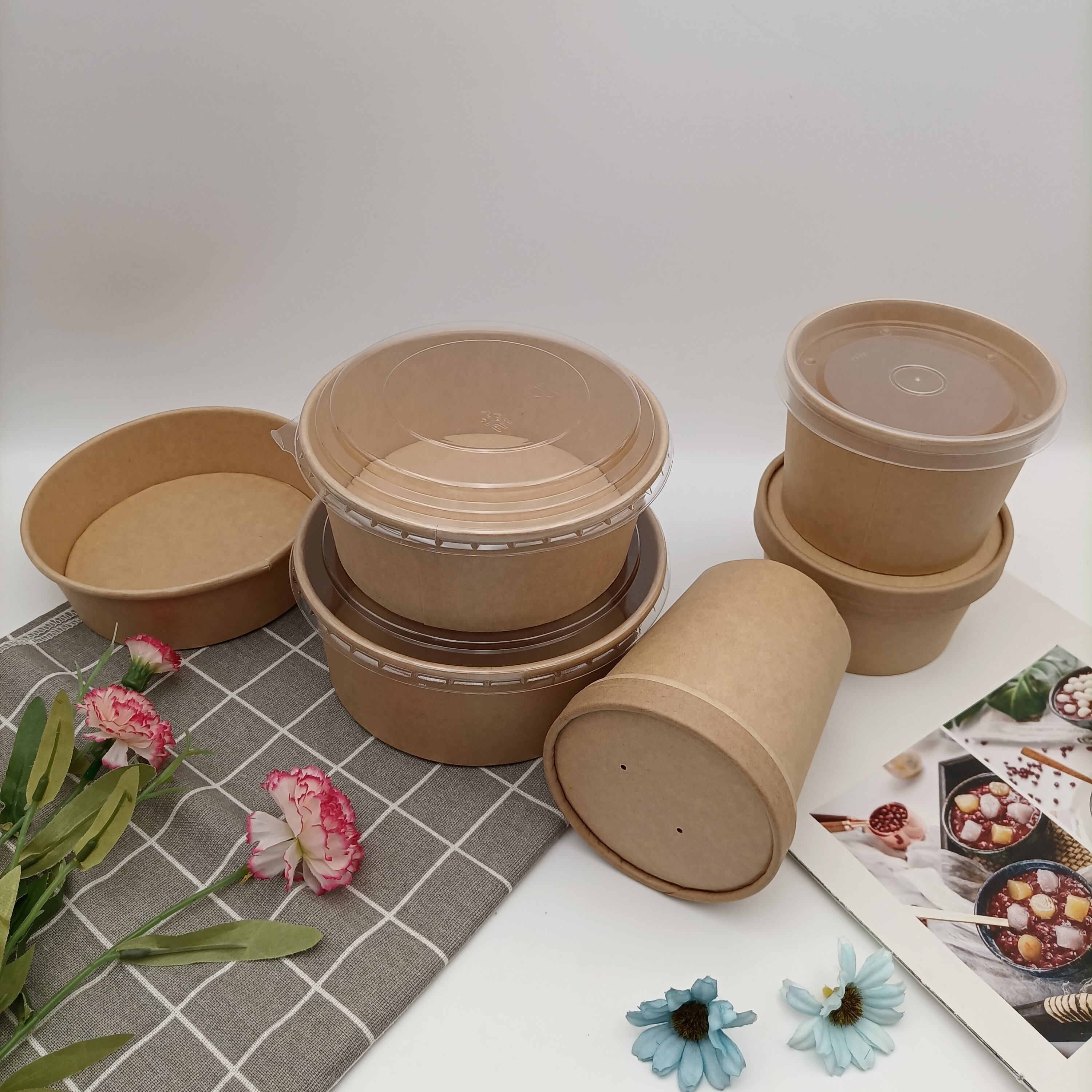 Wholesale Stock Biodegradable Disposable Takeaway Kraft Paper Bowls Large Kraft Paper Container 40 Oz Kraft Salad Bowl With Lid
