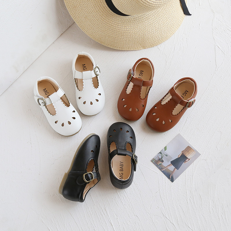 Baby toddler shoes1-3-7Spring and Autumn hollow breathable children's small leather shoes British style retro shoes