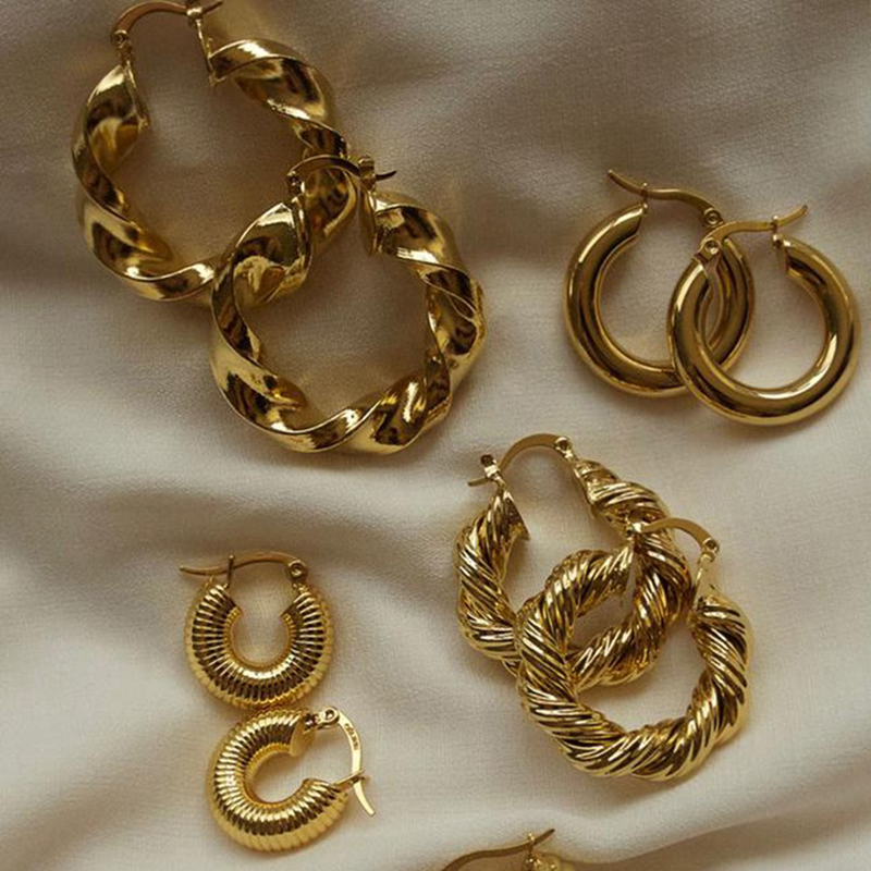 2021 New Vintage Style 18k Gold Plated Screw Twisted Earring Stainless Steel Smooth Chunky Hoop Earrings For Women