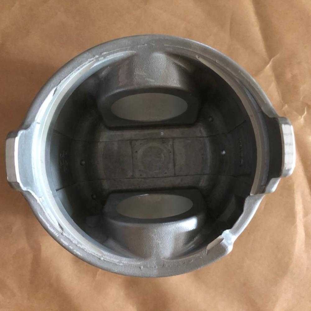 8 cyl MITSUBISHI 8DC9 piston  liner kit