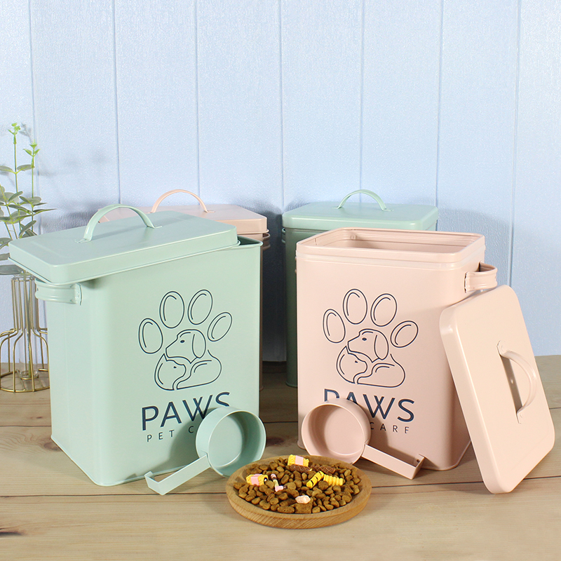 galvanized iron dog treat food storage jar with scoop pet food container with wooden handle 8L metal pet food canister